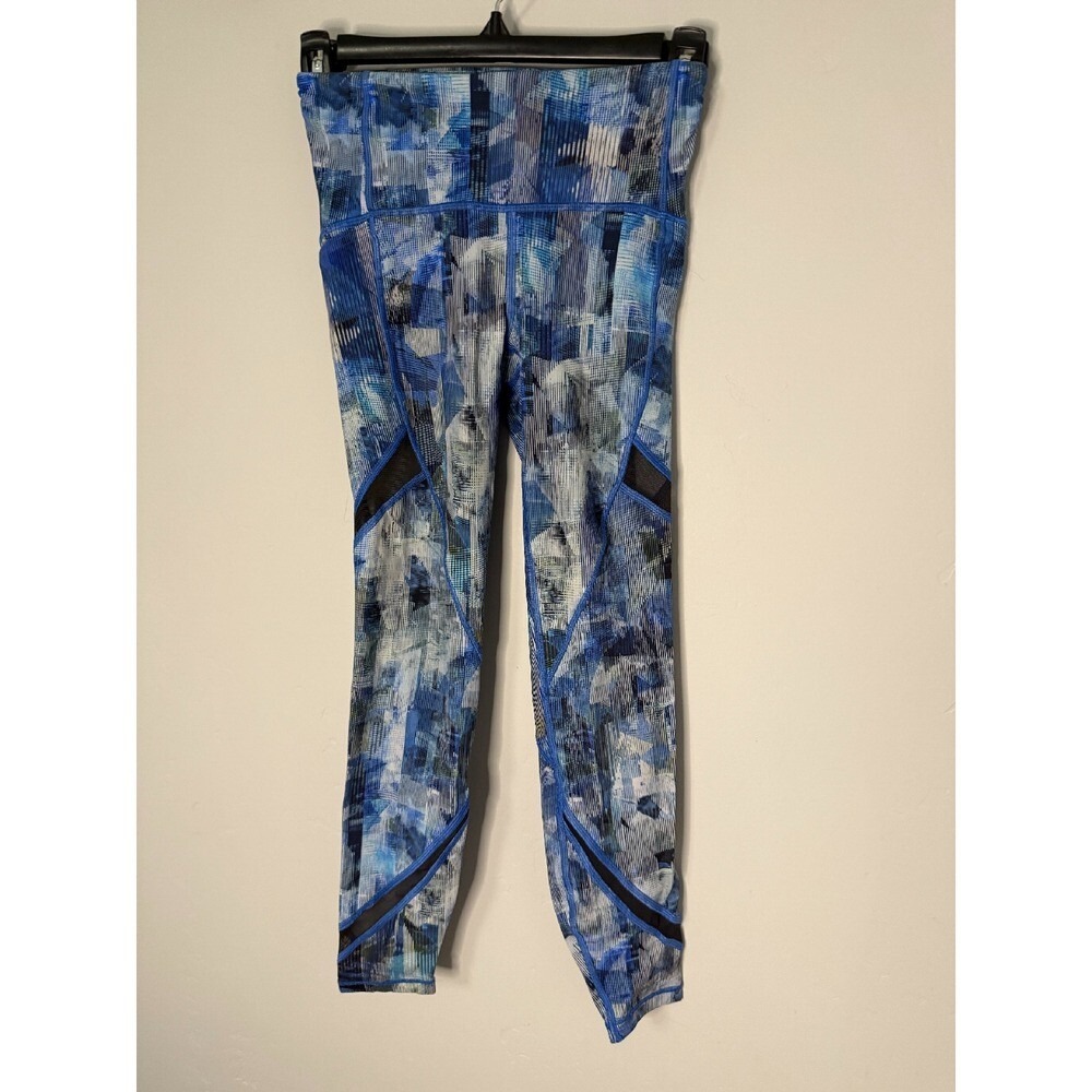 Lululemon Run On Pace 7/8 High Rise Mesh Panels Blue Abstract Print Size 2 - Picture 6 of 6